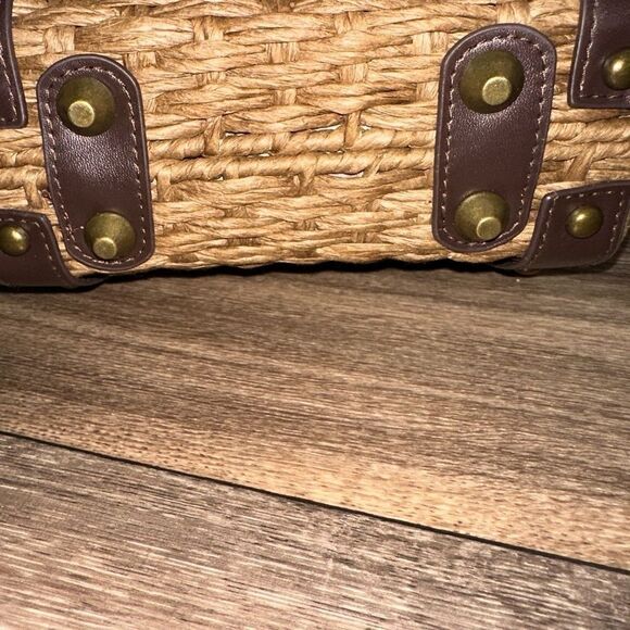 Womens Straw Handbag Shoulder Bag for Beach Travel and Everyday Use Dark Brown - Picture 8 of 11